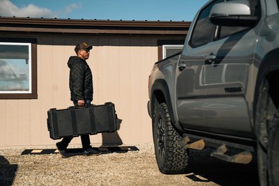 V700 Vault Takedown Case