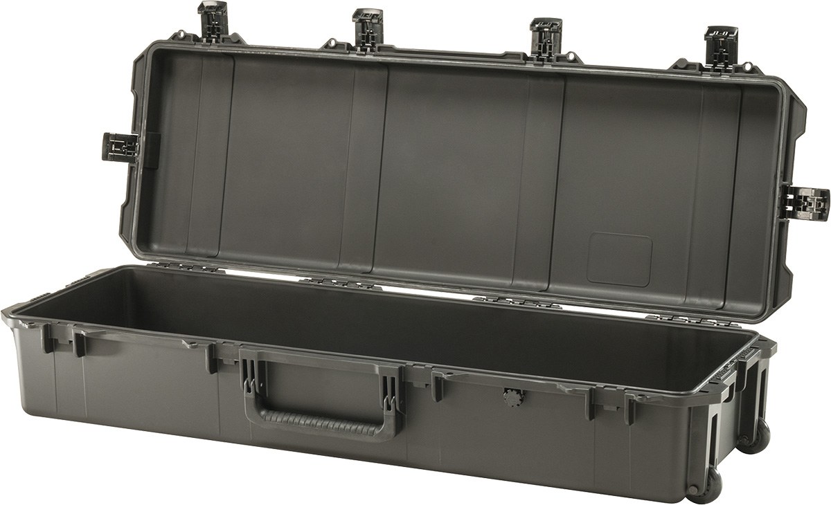 IM3220 Storm Long Case
